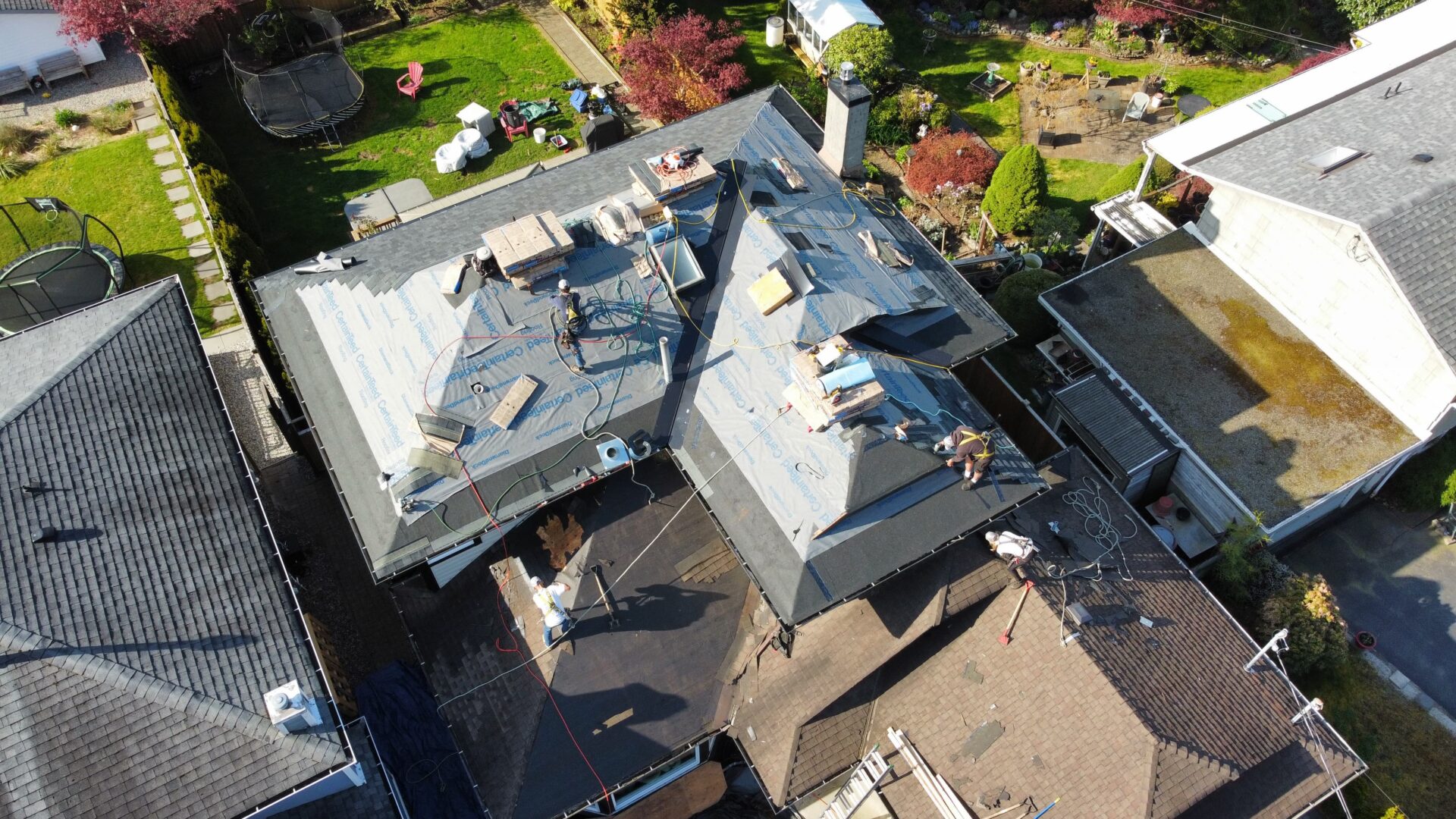 Roof before upgrade — original condition during construction